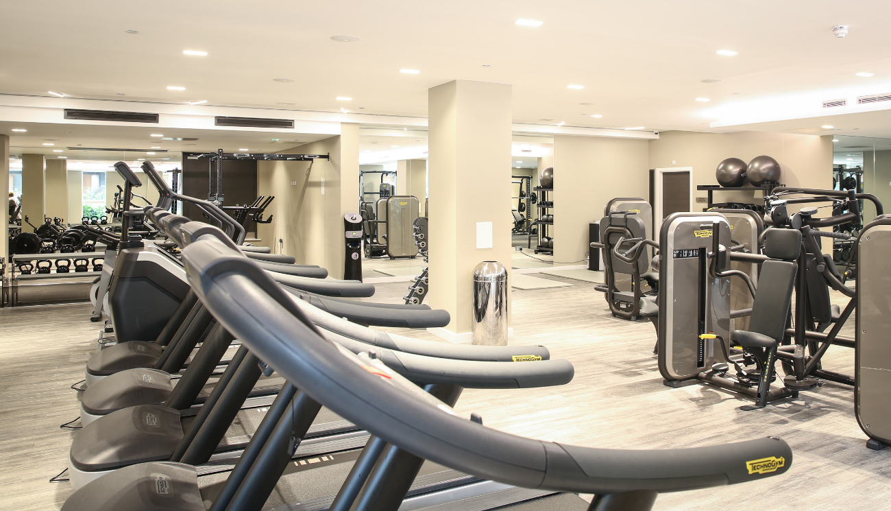 Colindale Gdns gallery 1